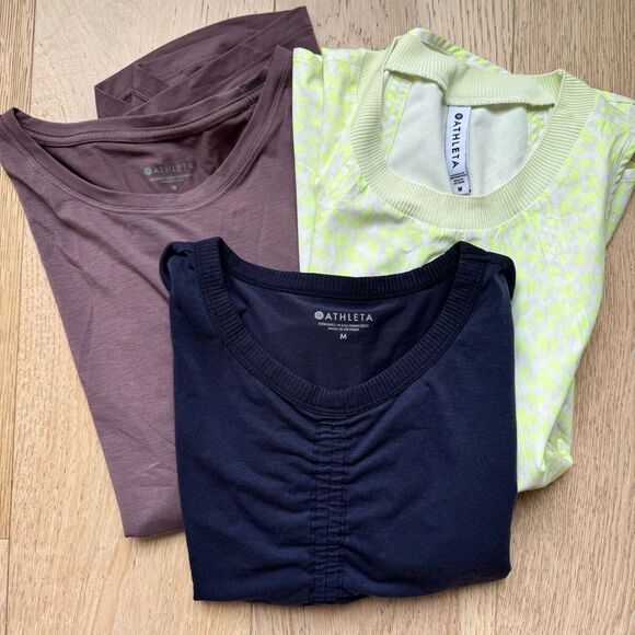 Bundle of Athleta Essence Pleated Zephyr Tank Encore Cinch Blue Size Medium - Picture 1 of 8